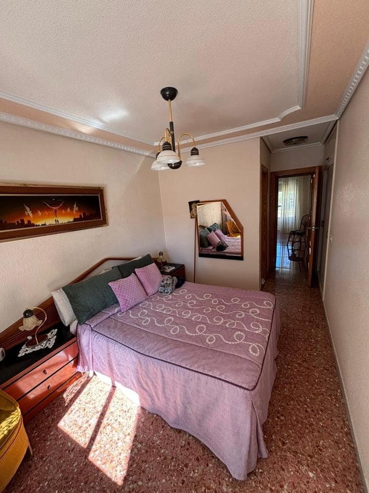 Piso de 3 habitaciones en Benidorm en venta con piscina garaje - 312.000 € (Ref: 9768966)
