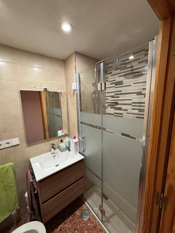 Piso de 3 habitaciones en Benidorm en venta con piscina garaje - 312.000 € (Ref: 9768966)