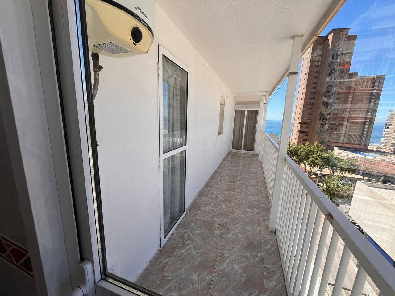 3 slaapkamer Flat te koop in Benidorm met zwembad garage - € 289.000 (Ref: 9782133)