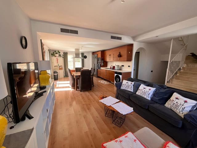 4 quarto Moradia para venda em Alfaz del Pi / L'Alfàs del Pi com piscina garagem - 398 000 € (Ref: 9789627)