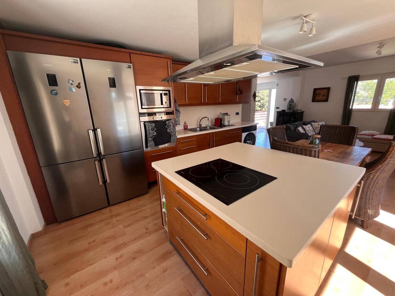 4 bedroom Villa for sale in Alfaz del Pi / L'Alfas del Pi with pool garage - € 398,000 (Ref: 9789627)