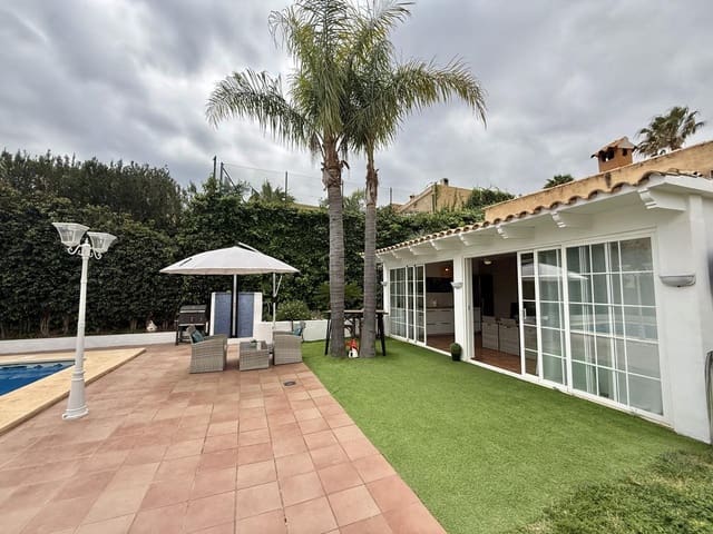 4 chambre Villa/Maison à vendre à La Nucia avec piscine garage - 598 000 € (Ref: 9809815)