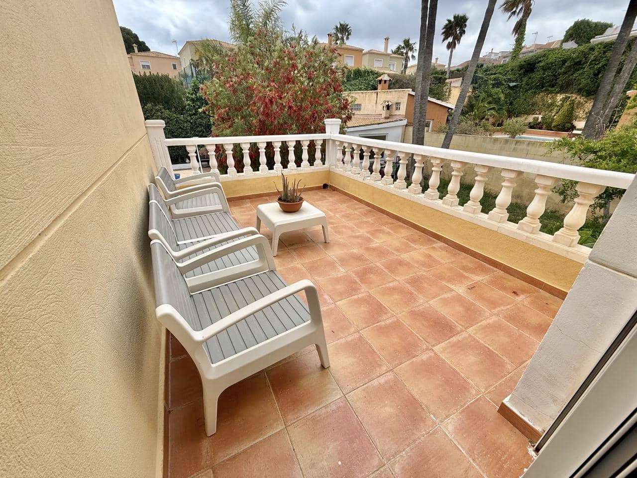 4 soverom Villa til salgs i La Nucia med svømmebasseng garasje - € 598 000 (Ref: 9809815)