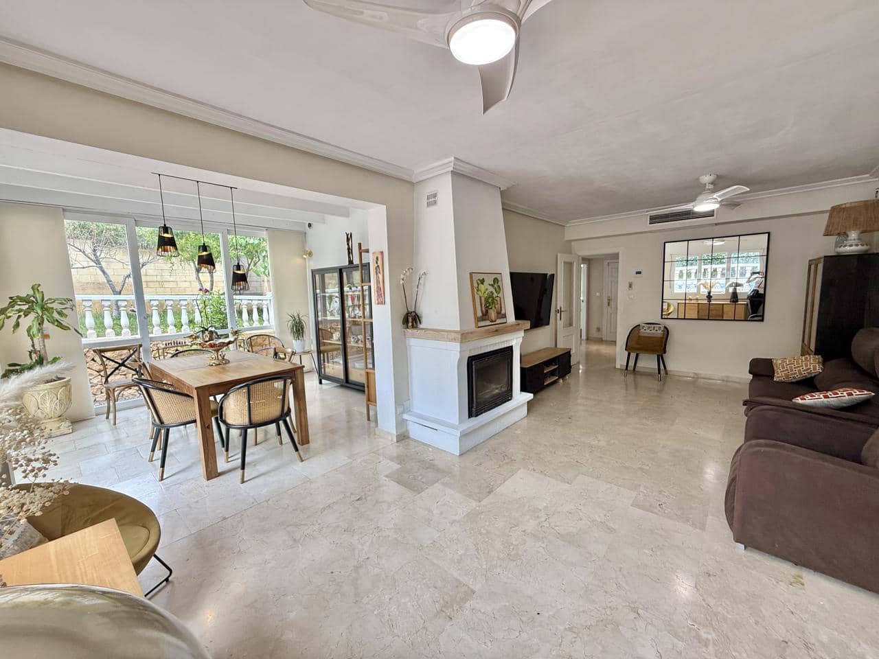 4 soverom Villa til salgs i La Nucia med svømmebasseng garasje - € 598 000 (Ref: 9809815)