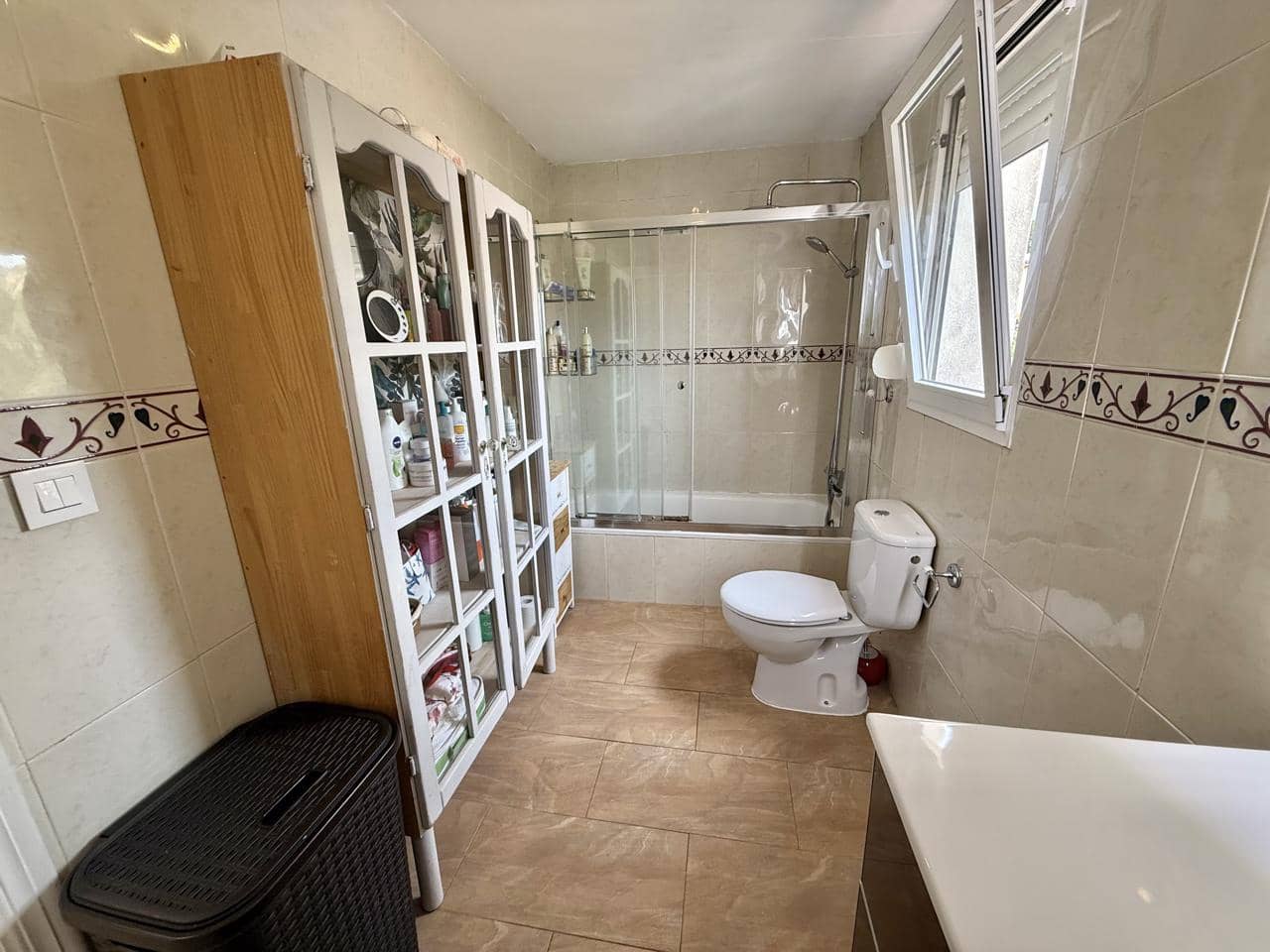 4 soverom Villa til salgs i La Nucia med svømmebasseng garasje - € 598 000 (Ref: 9809815)