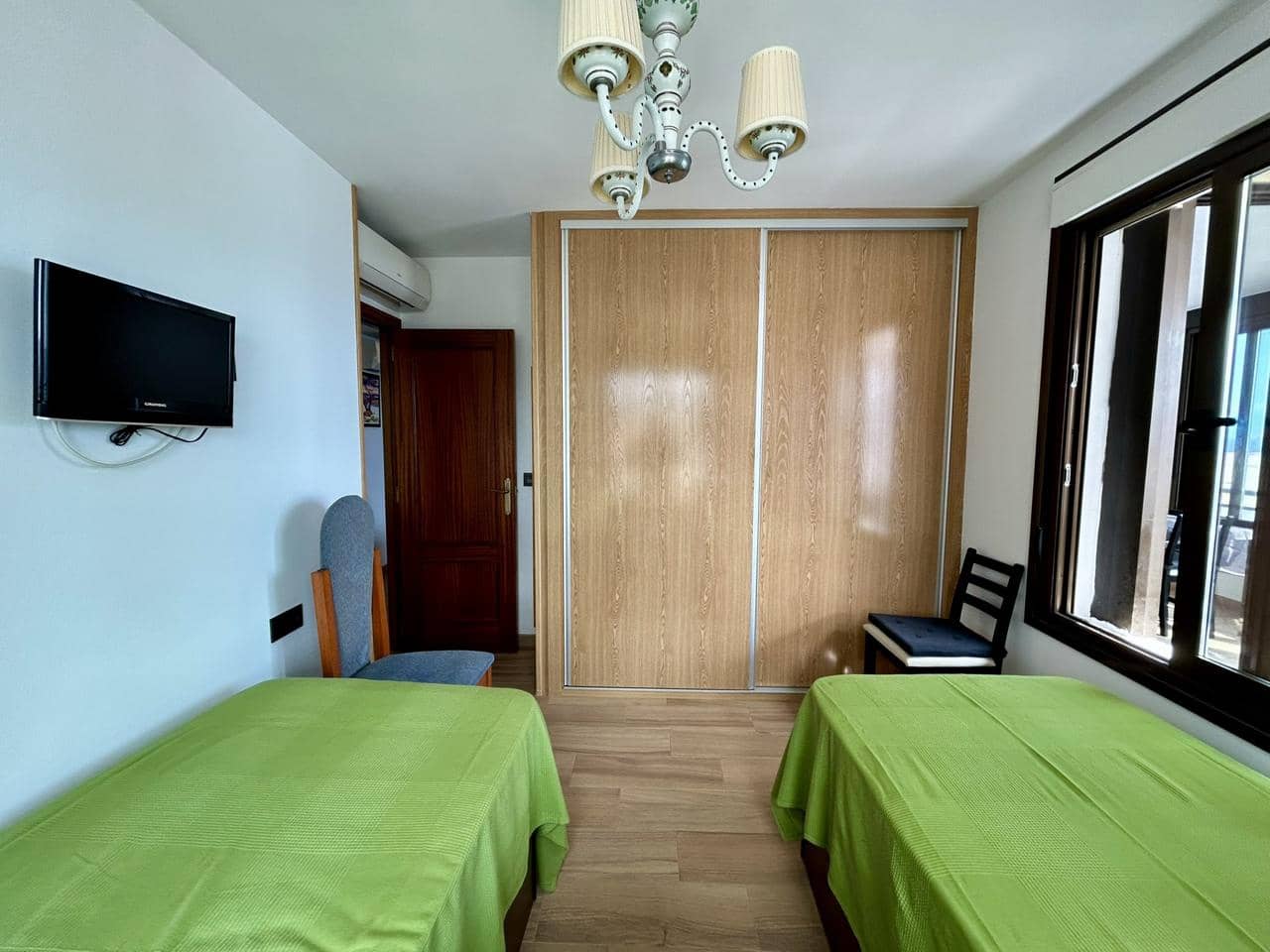 2 makuuhuone Asunto myytävänä paikassa Benidorm mukana 
autotalli - 371 000 € (Ref: 9816253)