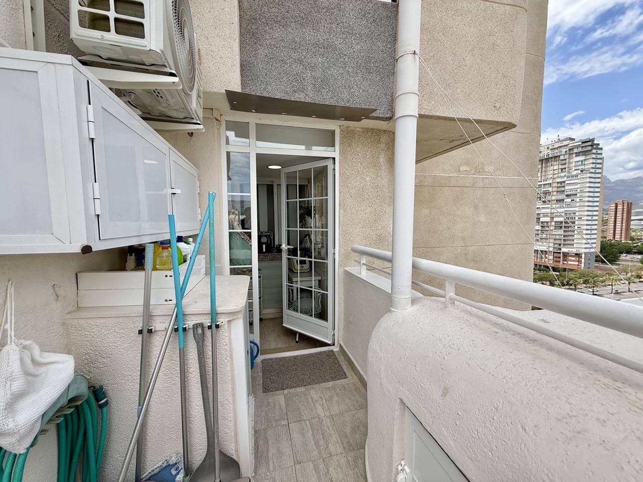 3 bedroom Flat for sale in Benidorm with pool garage - € 420,000 (Ref: 9832310)