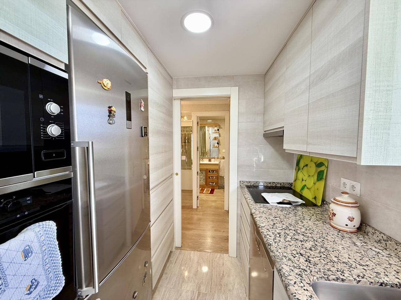 3 bedroom Flat for sale in Benidorm with pool garage - € 420,000 (Ref: 9832310)