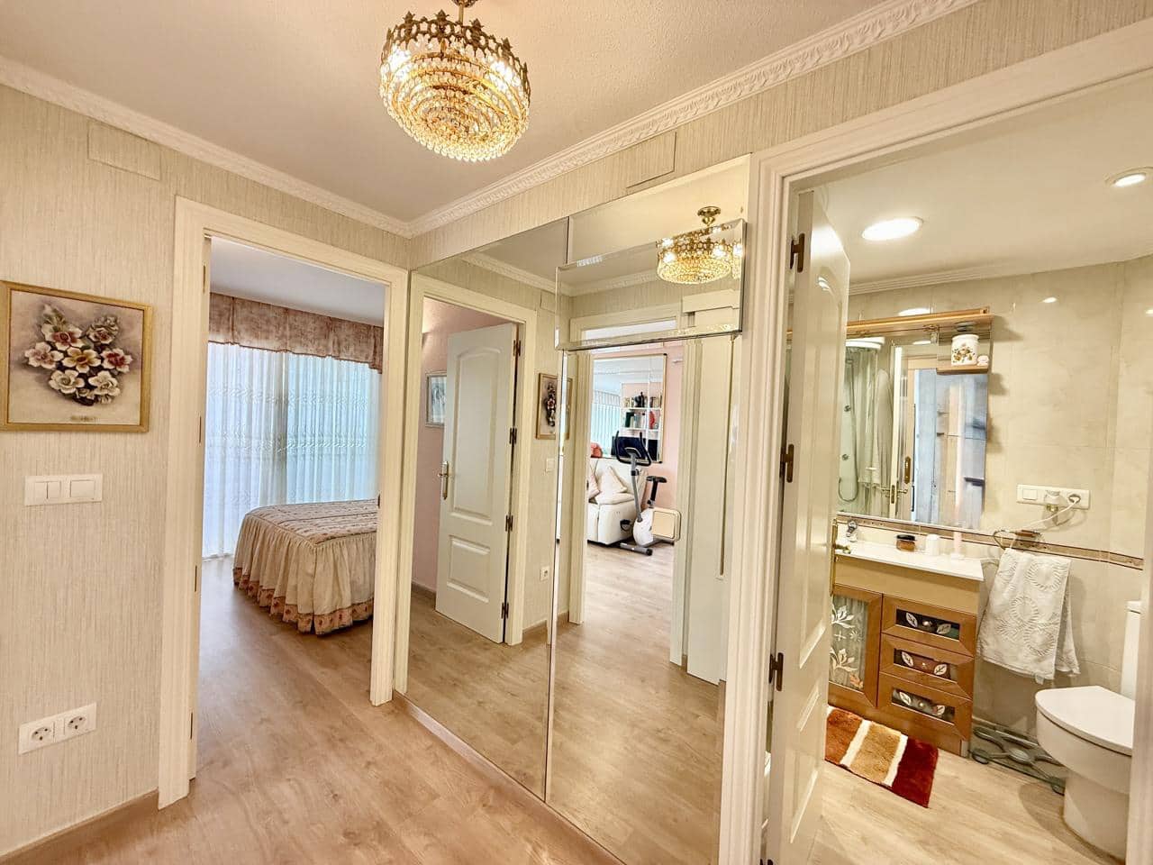 3 bedroom Flat for sale in Benidorm with pool garage - € 420,000 (Ref: 9832310)
