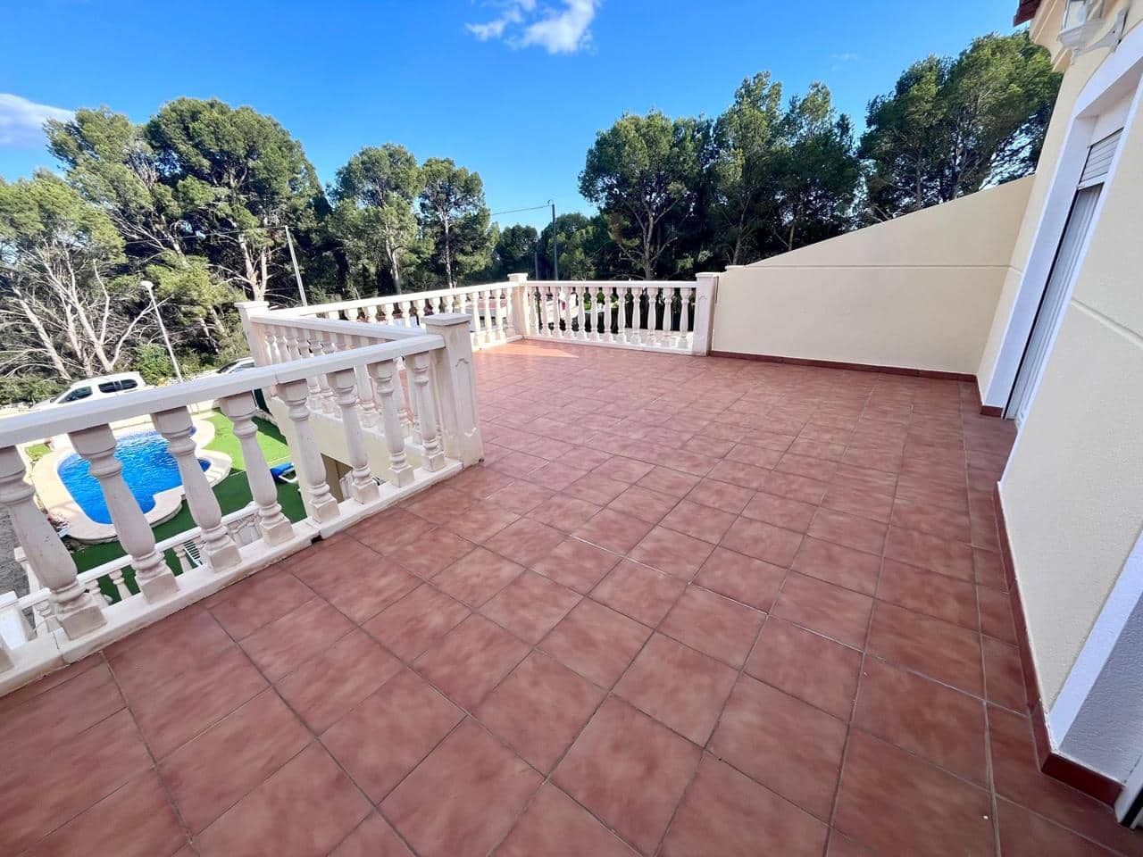 4 bedroom Villa for sale in La Nucia with pool garage - € 487,900 (Ref: 9838411)