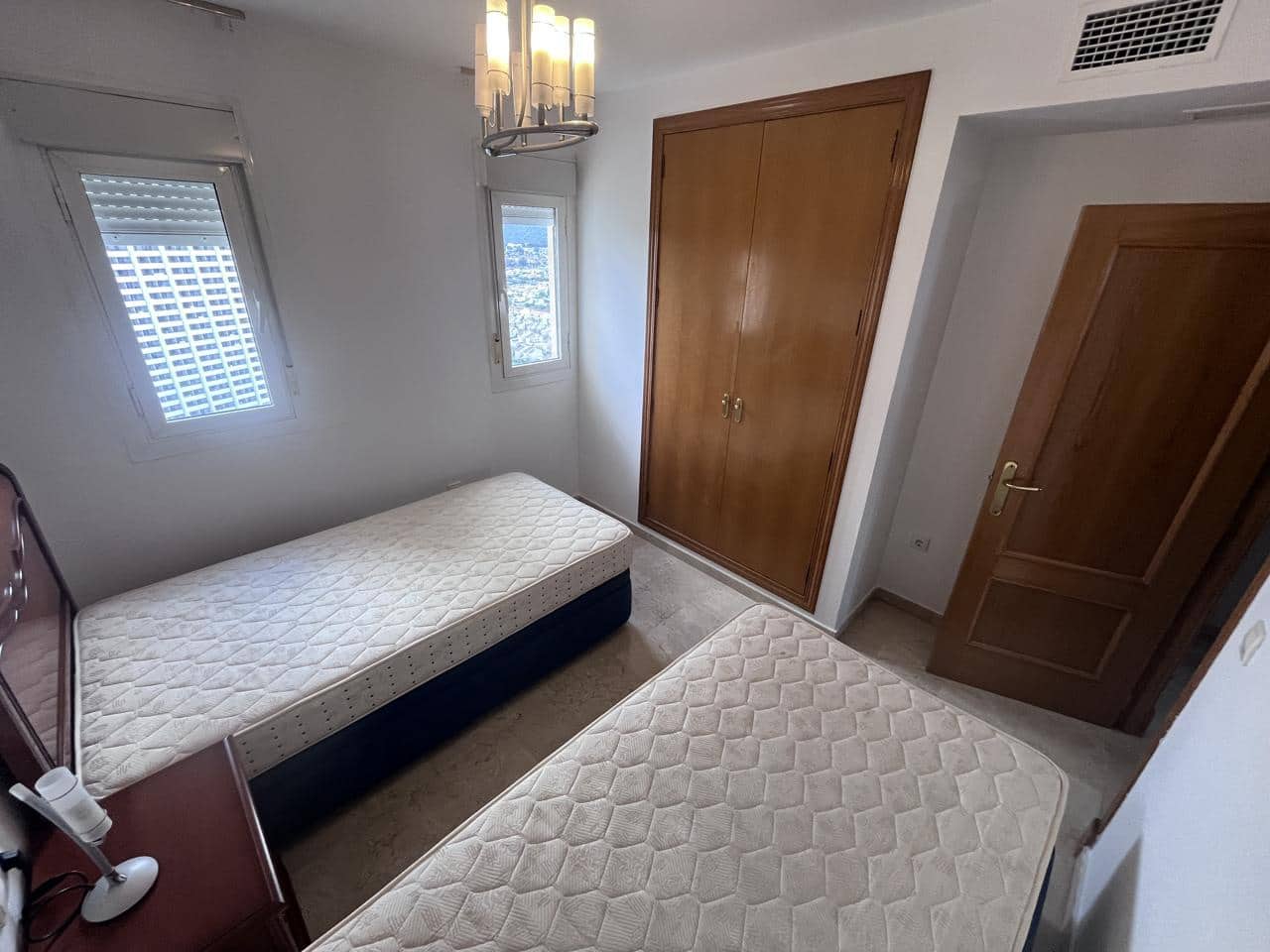 3 bedroom Flat for sale in Benidorm with pool garage - € 565,000 (Ref: 9841558)