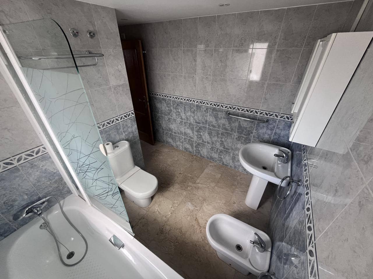3 bedroom Flat for sale in Benidorm with pool garage - € 565,000 (Ref: 9841558)