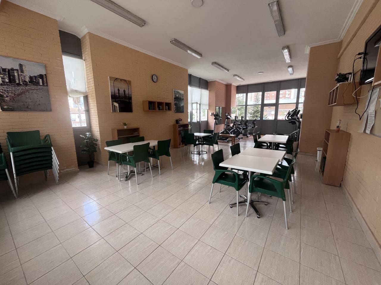 3 bedroom Flat for sale in Benidorm with pool garage - € 565,000 (Ref: 9841558)