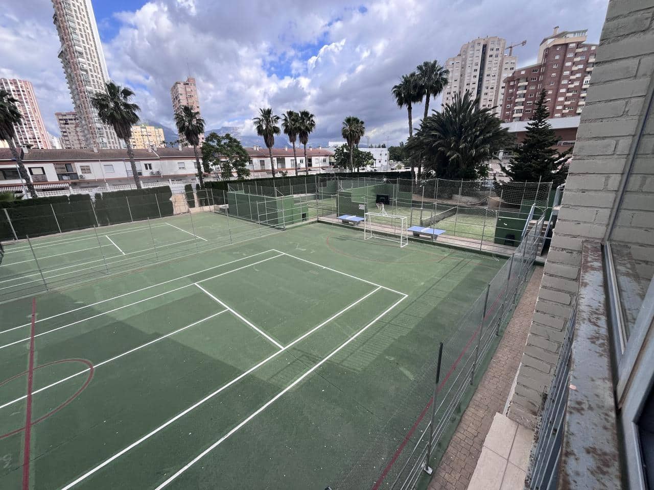 3 bedroom Flat for sale in Benidorm with pool garage - € 565,000 (Ref: 9841558)