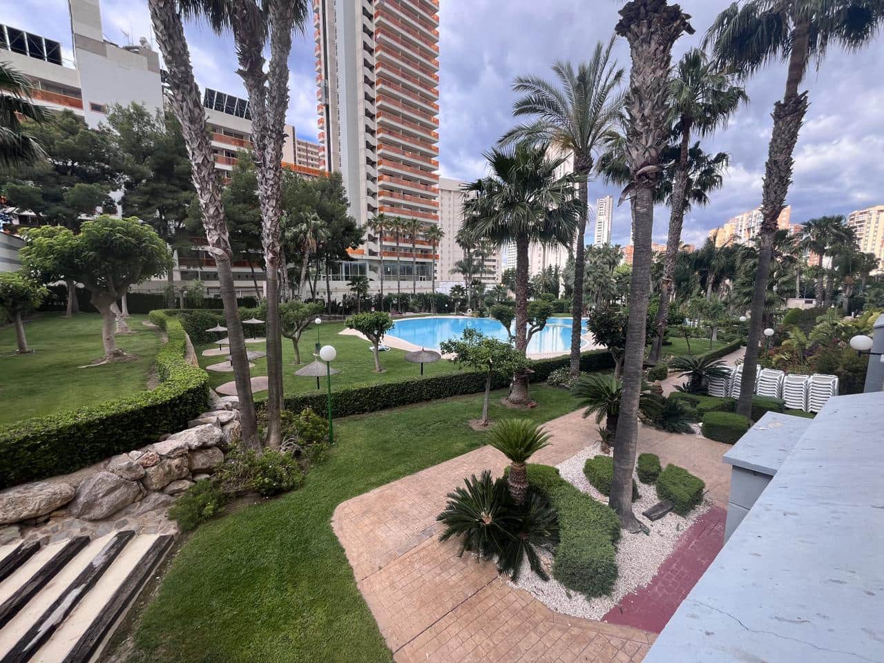 3 bedroom Flat for sale in Benidorm with pool garage - € 565,000 (Ref: 9841558)