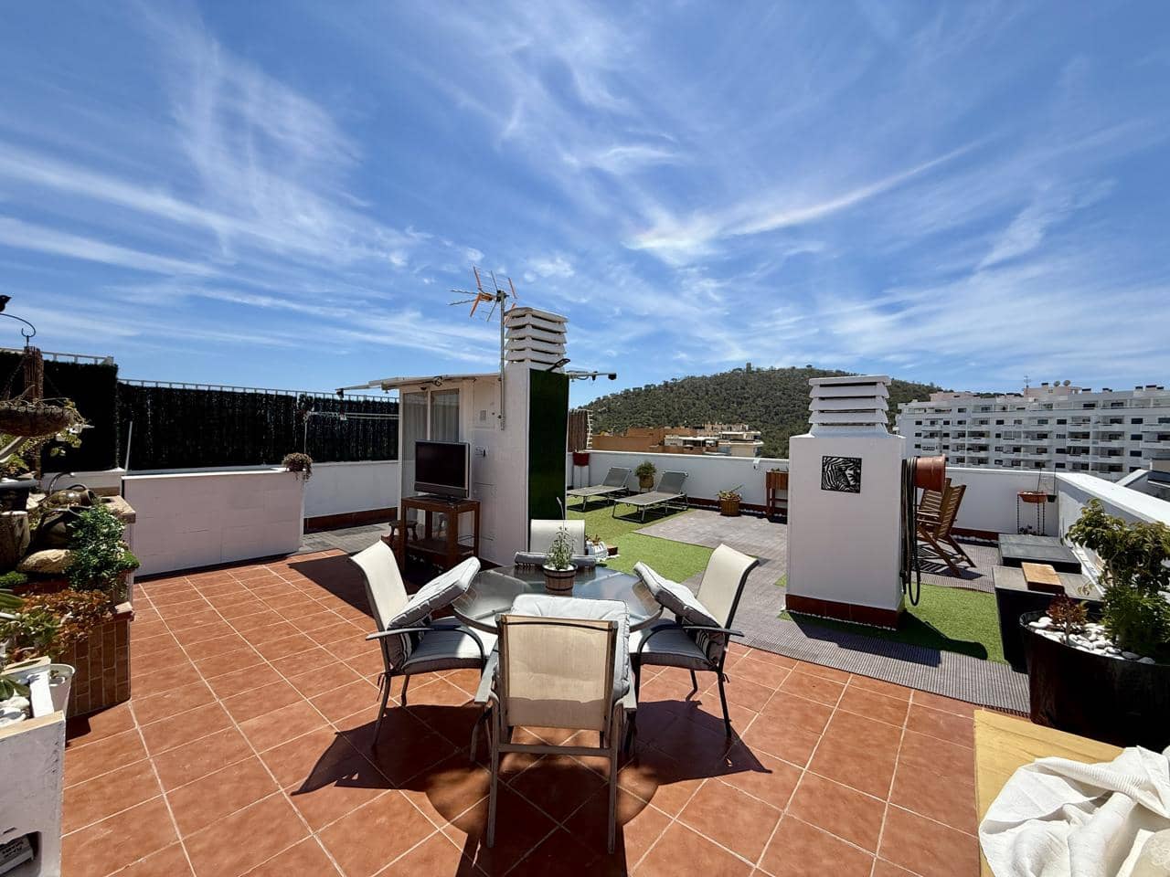 3 bedroom Flat for sale in La Villajoyosa / Vila Joiosa with garage - € 449,000 (Ref: 9844214)