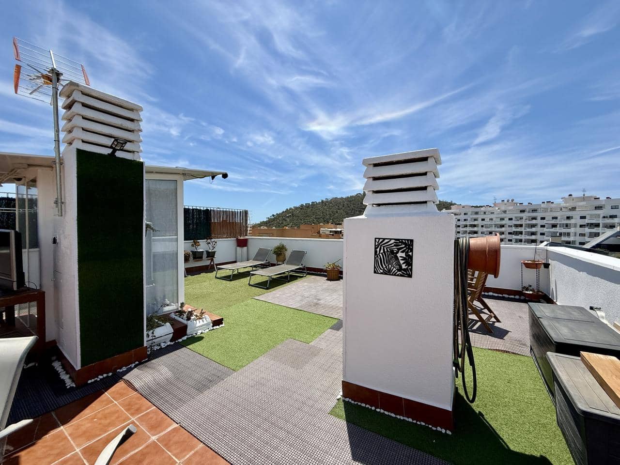3 bedroom Flat for sale in La Villajoyosa / Vila Joiosa with garage - € 449,000 (Ref: 9844214)