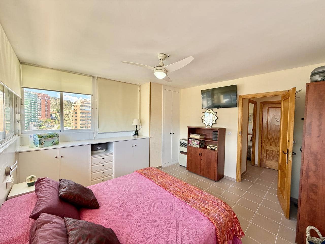 3 bedroom Flat for sale in La Villajoyosa / Vila Joiosa with garage - € 449,000 (Ref: 9844214)