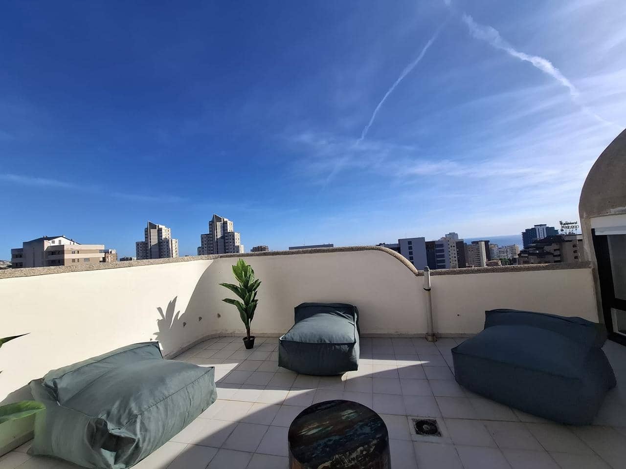3 bedroom Flat for sale in Benidorm - € 390,000 (Ref: 9844404)