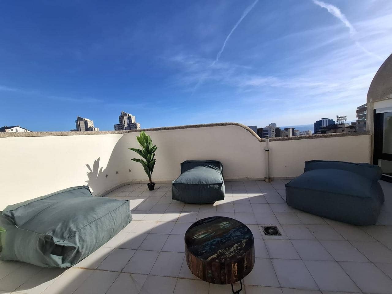 3 bedroom Flat for sale in Benidorm - € 390,000 (Ref: 9844404)