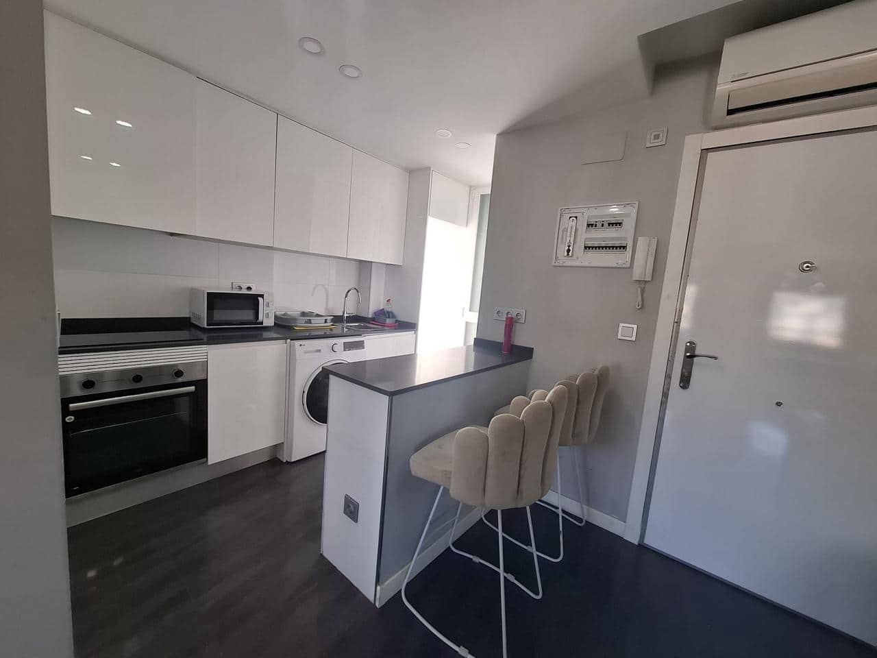 3 bedroom Flat for sale in Benidorm - € 390,000 (Ref: 9844404)