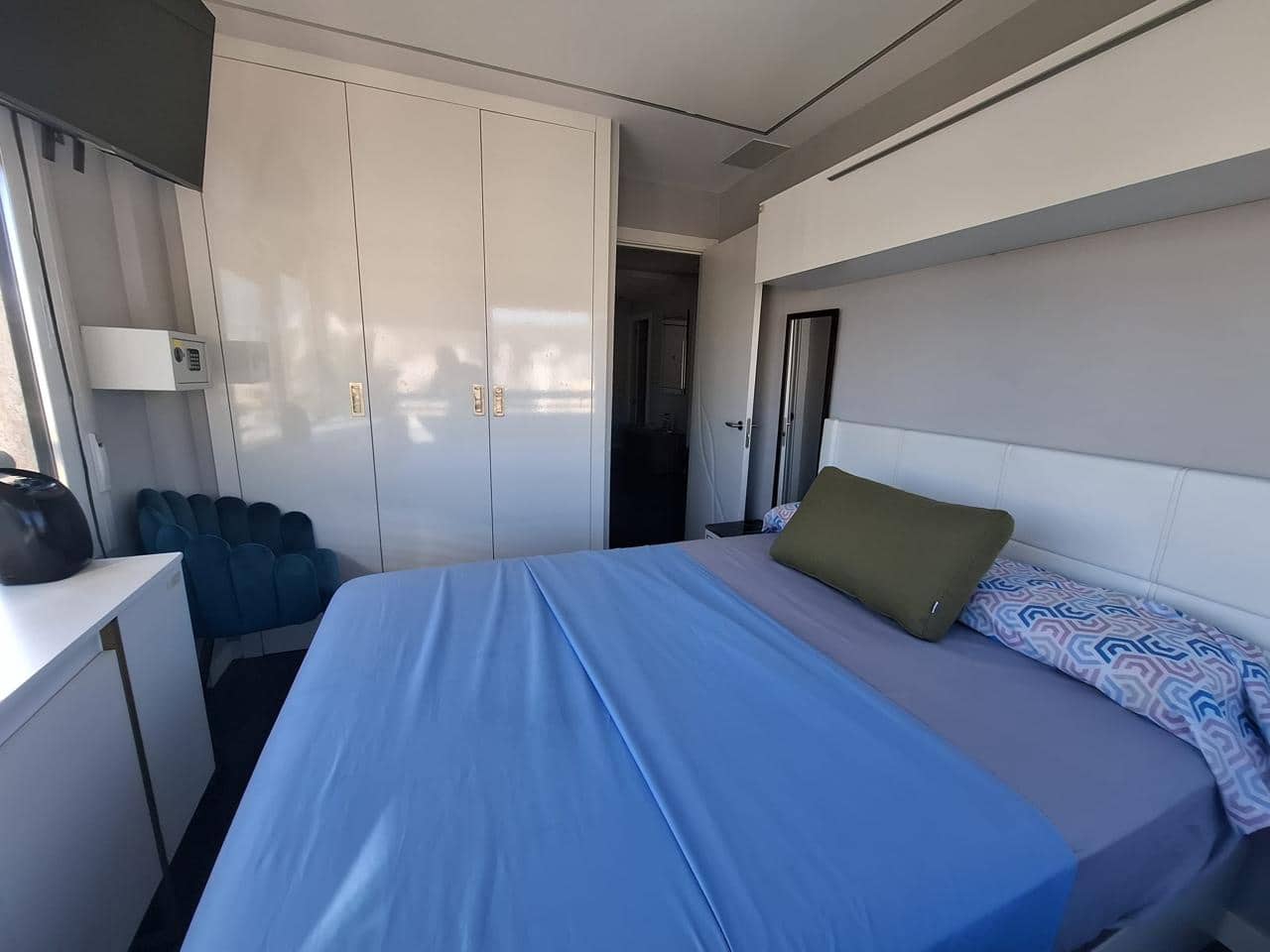 3 bedroom Flat for sale in Benidorm - € 390,000 (Ref: 9844404)
