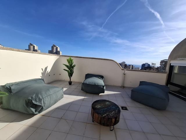 3 Zimmer Wohnung zu verkaufen in Levante, Benidorm - 390.000 € (Ref: 9844404)