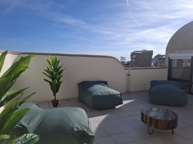 3 Zimmer Wohnung zu verkaufen in Levante, Benidorm - 390.000 € (Ref: 9844404)