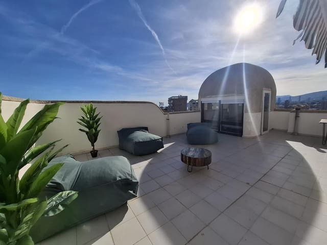 3 Zimmer Wohnung zu verkaufen in Levante, Benidorm - 390.000 € (Ref: 9844404)
