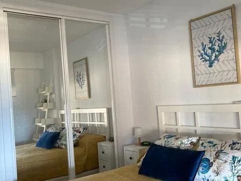 1 makuuhuone Asunto myytävänä paikassa Benidorm mukana uima-altaan 
autotalli - 365 000 € (Ref: 9850360)