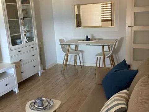 1 makuuhuone Asunto myytävänä paikassa Playa Poniente, Benidorm mukana uima-altaan 
autotalli - 365 000 € (Ref: 9850360)