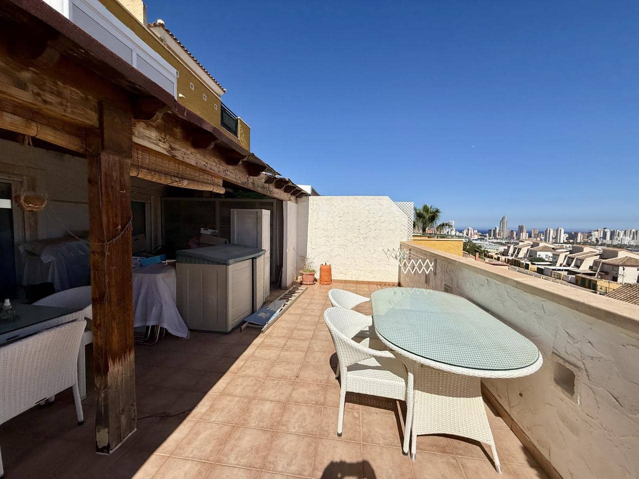 2 bedroom Flat for sale in Finestrat with pool garage - € 310,000 (Ref: 9860994)