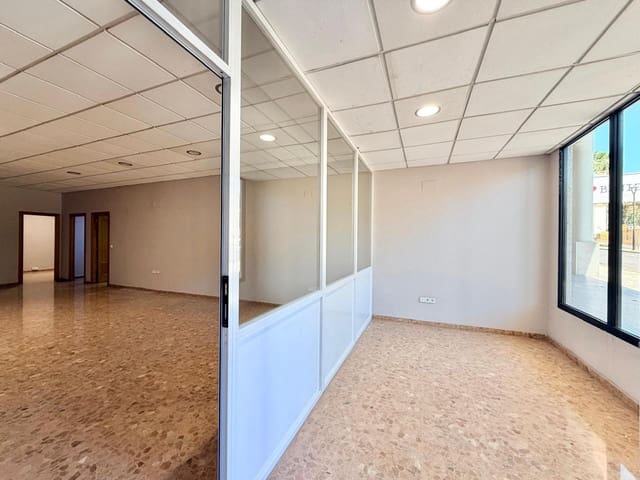Entreprise de 1 chambre à louer à Colonia Madrid, Benidorm - 1 500 € (Ref: 9874187)