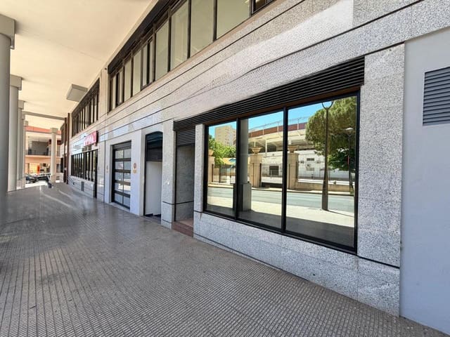 Entreprise de 1 chambre à louer à Colonia Madrid, Benidorm - 1 500 € (Ref: 9874187)