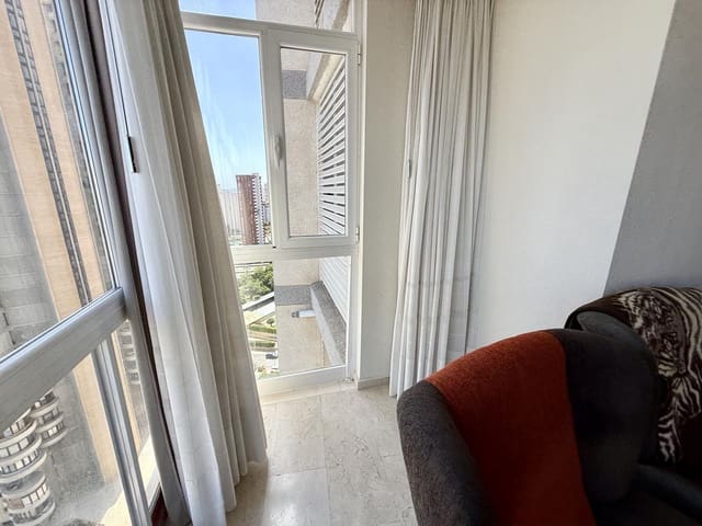 2 chambre Appartement à vendre à Juzgados - Plaza de Toros, Benidorm avec piscine - 291 700 € (Ref: 9879724)