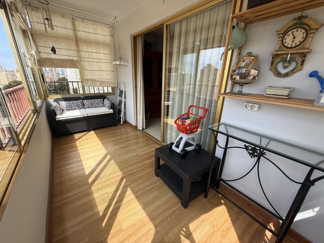 3 bedroom Flat for sale in Juzgados - Plaza de Toros, Benidorm with garage - € 273,000 (Ref: 9895273)