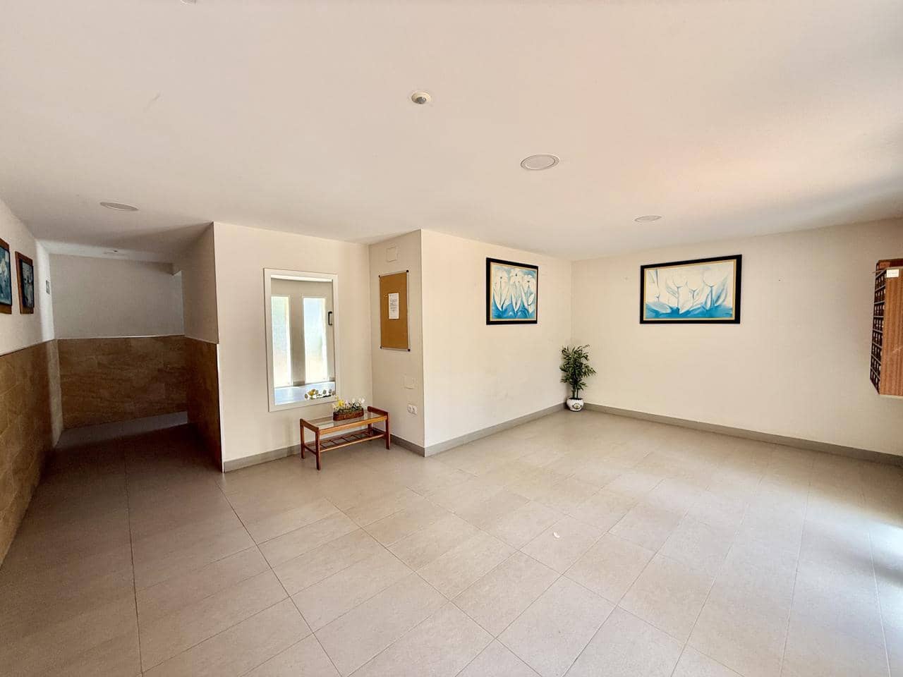 1 bedroom Flat for sale in Benidorm with pool garage - € 149,000 (Ref: 9924936)