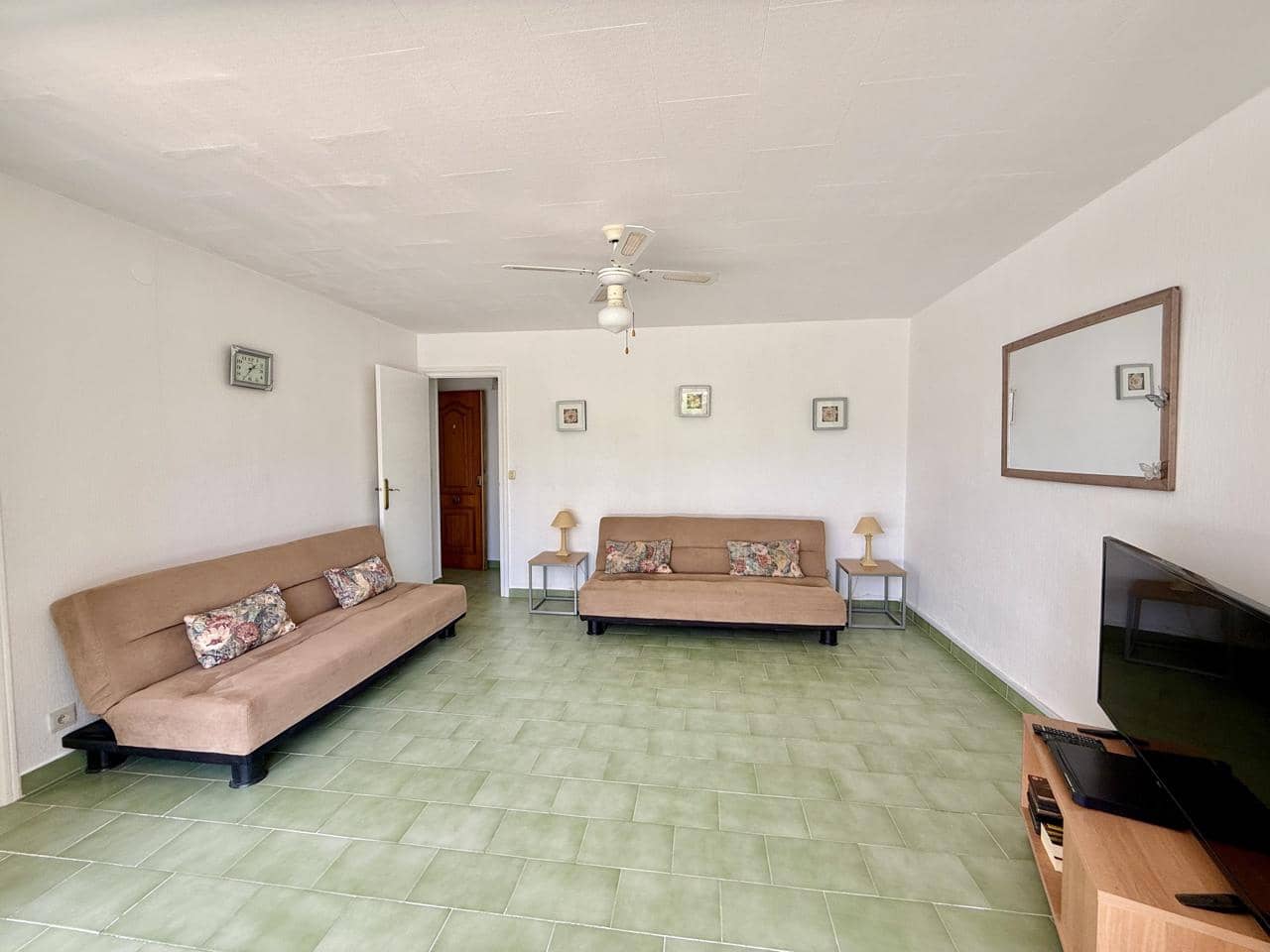 1 bedroom Flat for sale in Benidorm with pool garage - € 149,000 (Ref: 9924936)