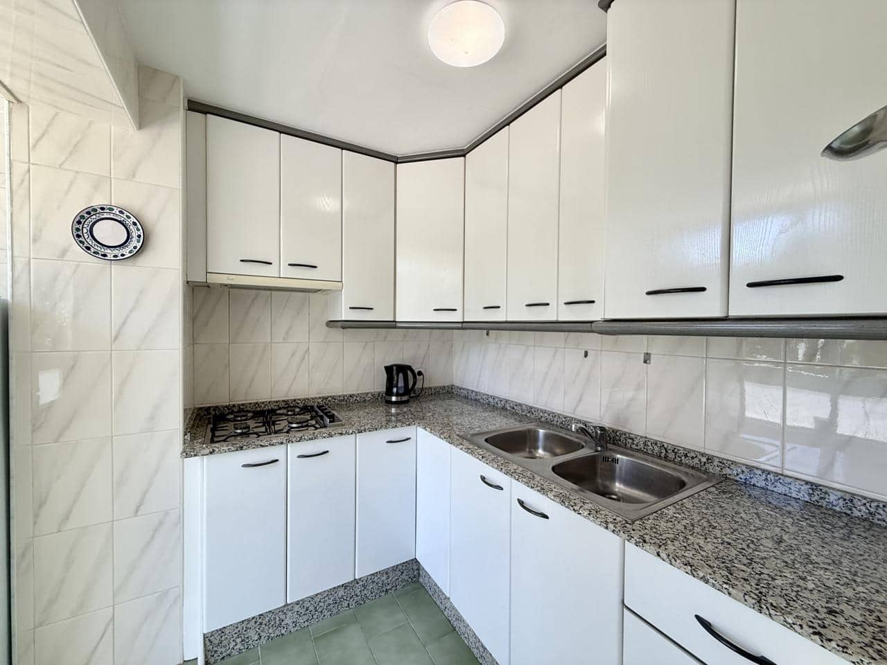 1 bedroom Flat for sale in Benidorm with pool garage - € 149,000 (Ref: 9924936)