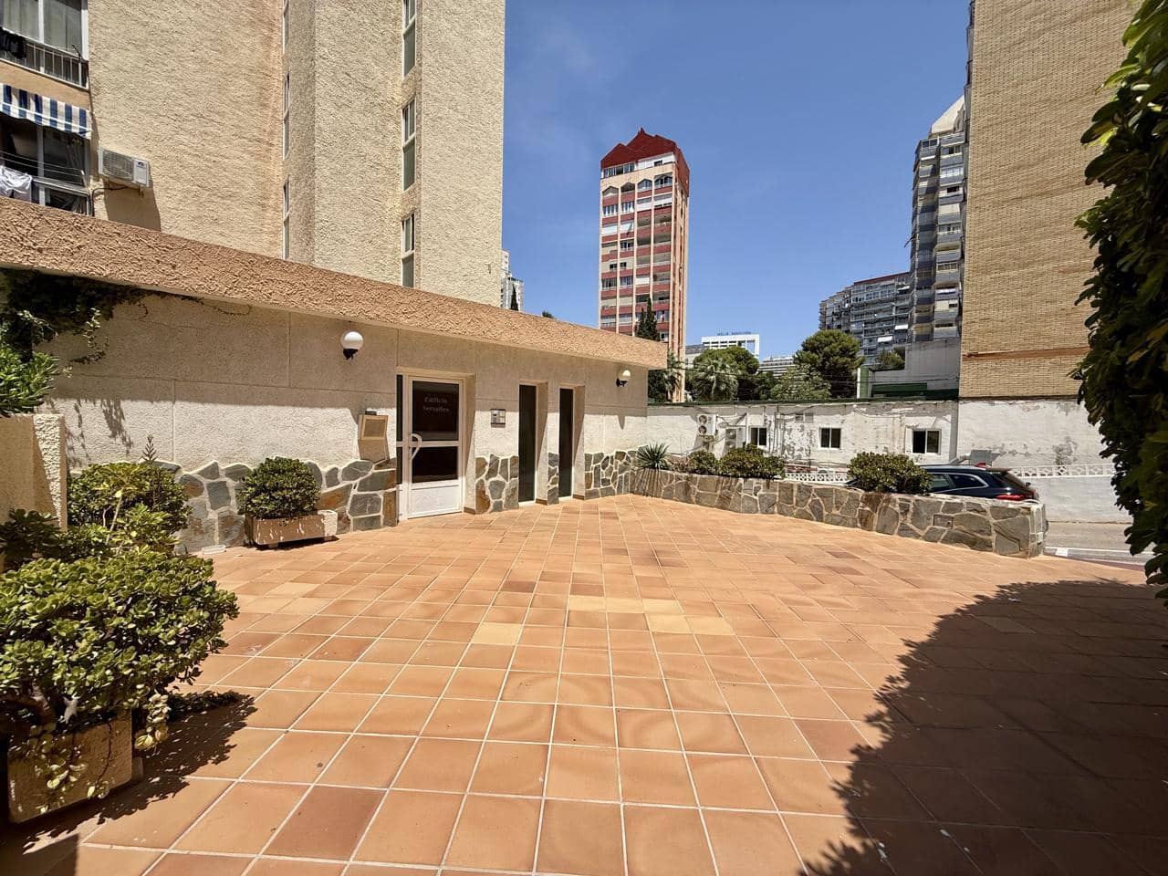 1 bedroom Flat for sale in Benidorm with pool garage - € 149,000 (Ref: 9924936)