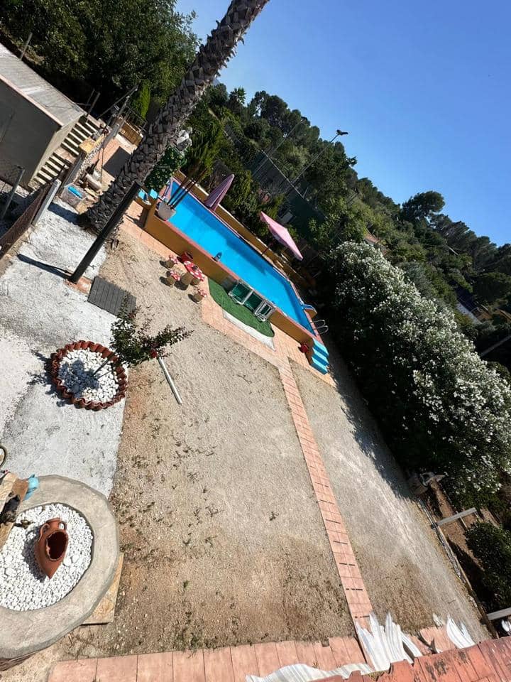 5 soverom Villa til salgs i Manuel med svømmebasseng garasje - € 380 000 (Ref: 9944709)
