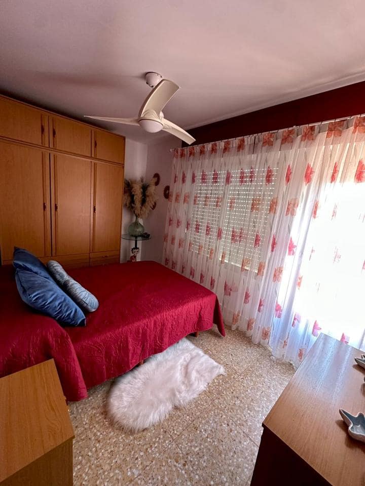 5 soverom Villa til salgs i Manuel med svømmebasseng garasje - € 380 000 (Ref: 9944709)