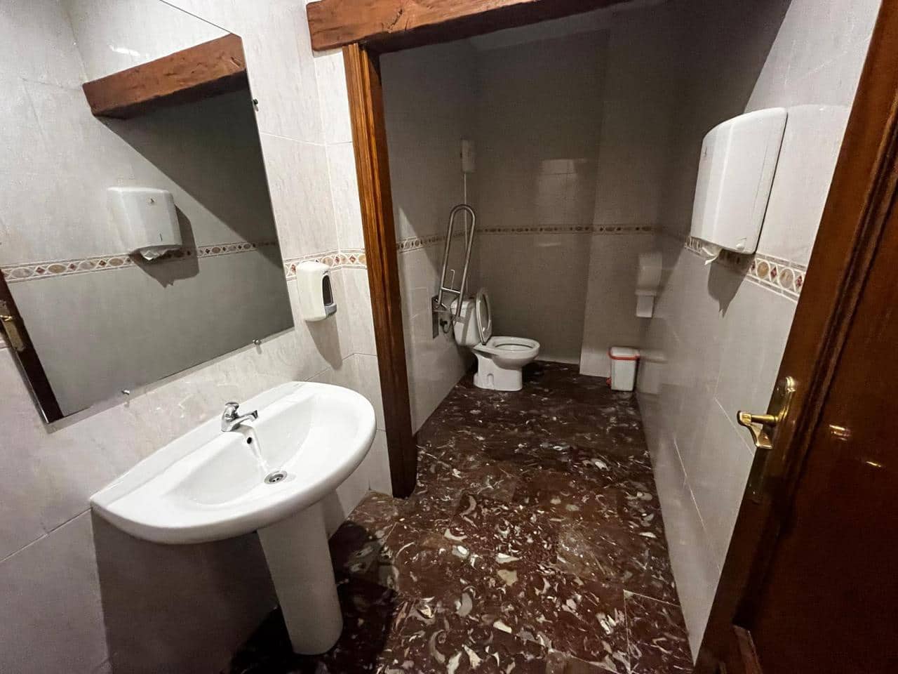 4 makuuhuone Yritys vuokrattavana paikassa Benidorm - 2 500 € (Ref: 9950511)