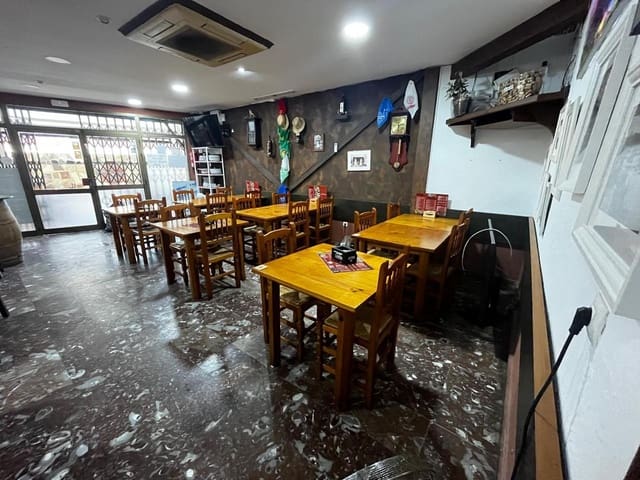 4 makuuhuone Yritys vuokrattavana paikassa Juzgados - Plaza de Toros, Benidorm - 2 500 € (Ref: 9950511)