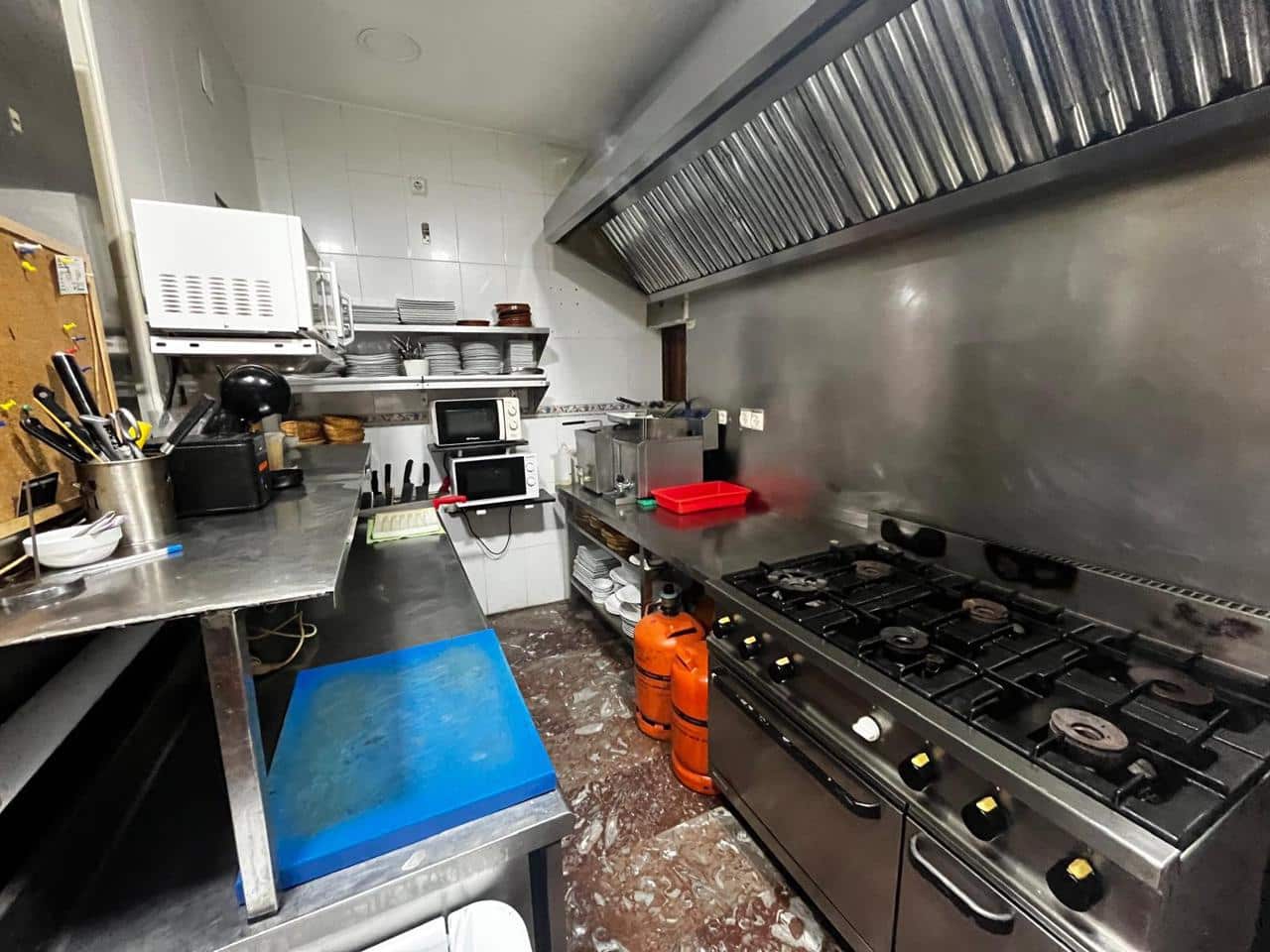 4 makuuhuone Yritys vuokrattavana paikassa Benidorm - 2 500 € (Ref: 9950511)