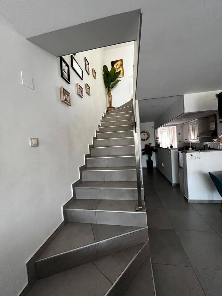 2 bedroom Villa for sale in Finestrat with pool garage - € 336,000 (Ref: 9956335)