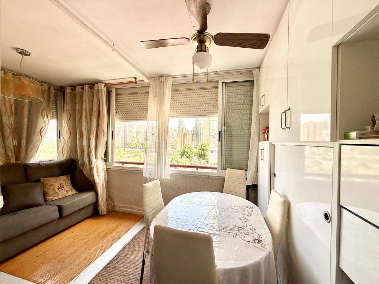 1 soverom Leilighet til salgs i Benidorm med svømmebasseng garasje - € 188 900 (Ref: 9973667)