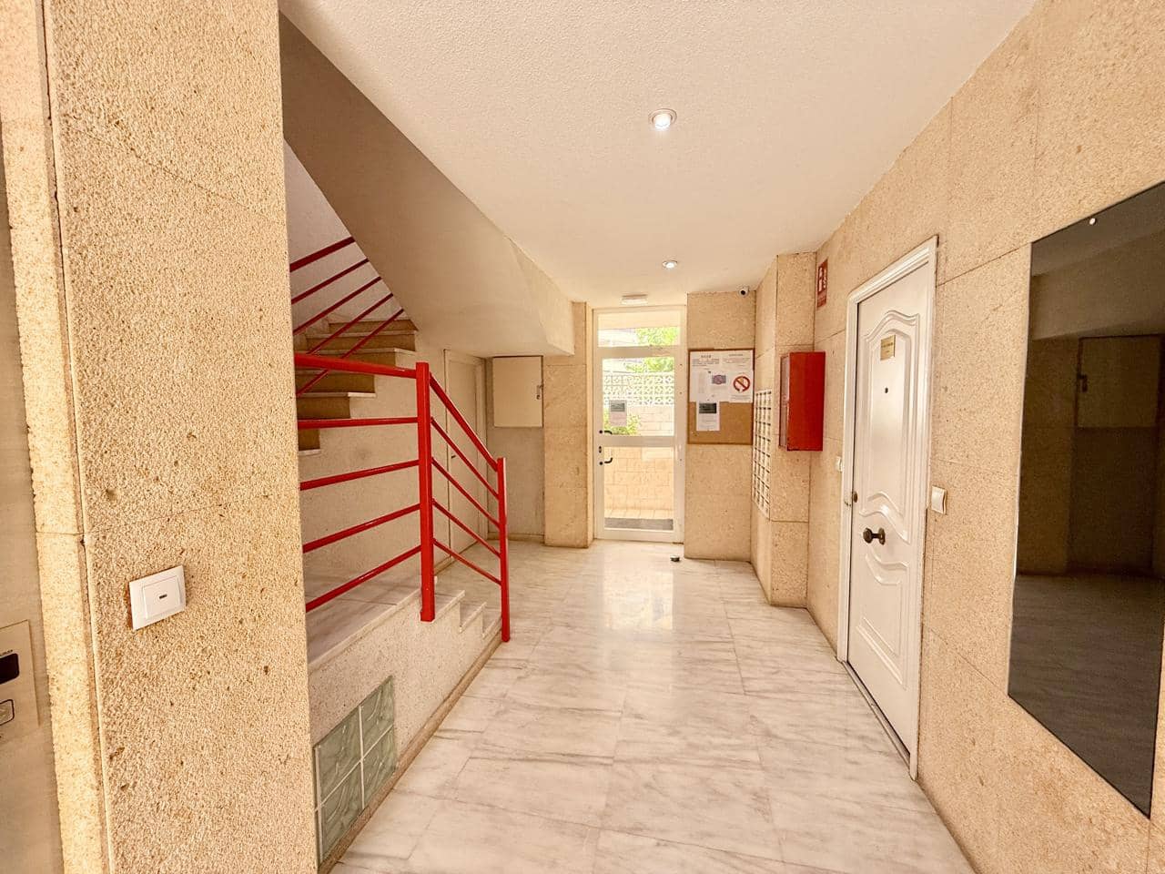 1 soverom Leilighet til salgs i Benidorm med svømmebasseng garasje - € 188 900 (Ref: 9973667)