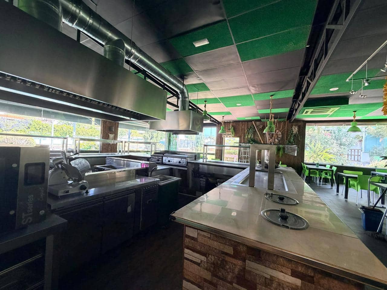 1 quarto Empresa para arrendar em La Nucia com garagem - 6 000 € (Ref: 9989860)