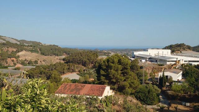 Teren niezagospodarowany na sprzedaż w Callosa d'En Sarrià - 80 000 € (Ref: 10044423)